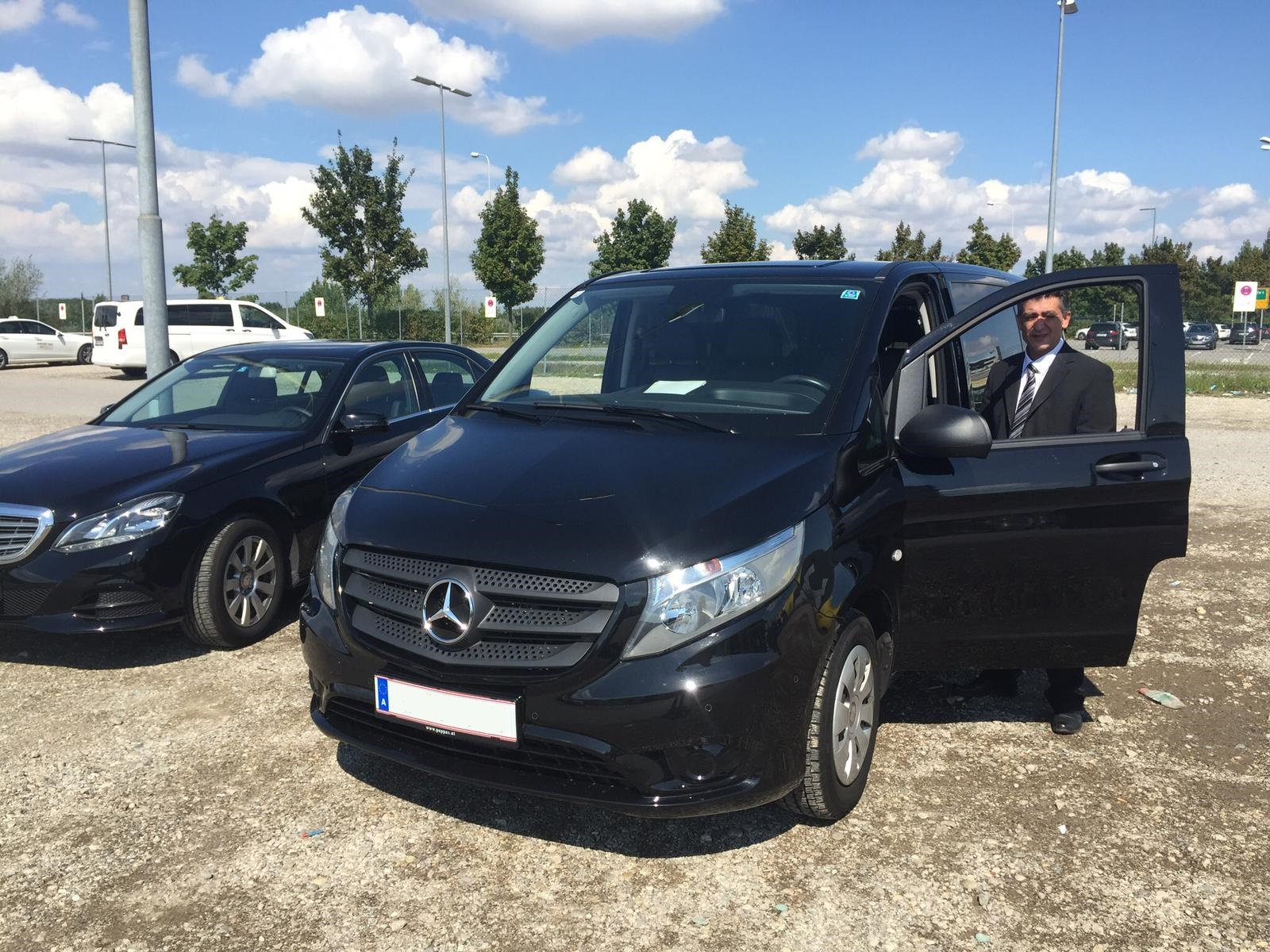 Minibus mieten in Wien